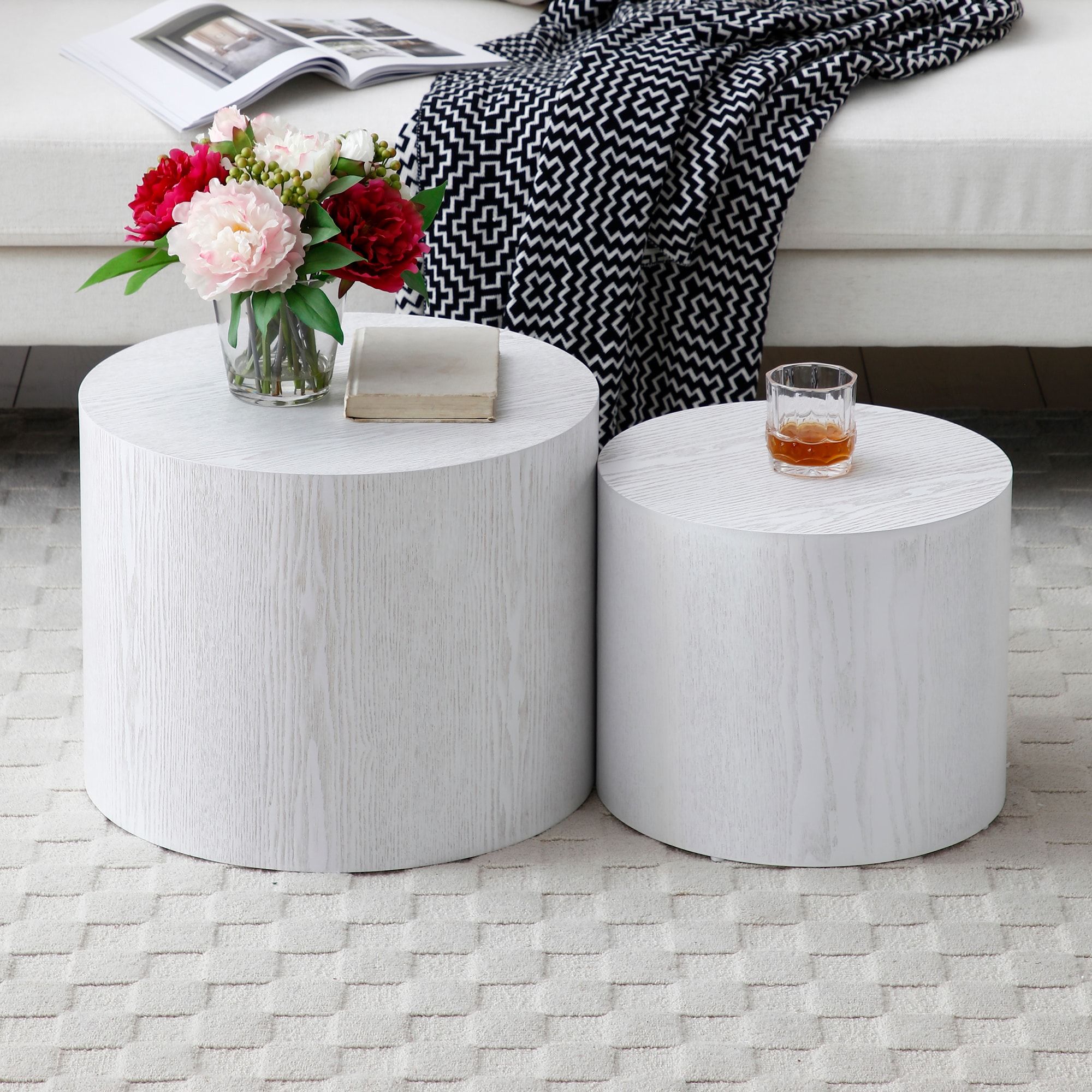 Round Coffee Table Set of 2, Nesting Coffee Tables for  MDF with  veneer .for living room,office,bedroom,Natural, 4Colors WHITE